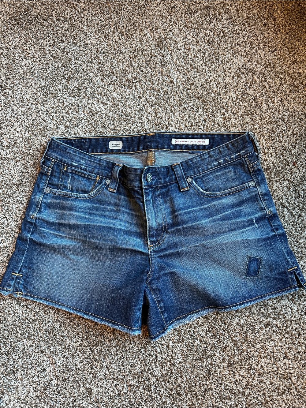 Adriano Goldschmied distressed hem shorts